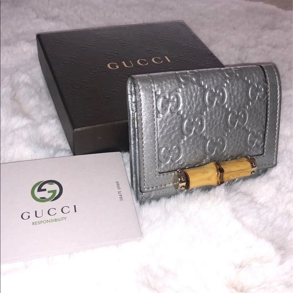 Sold💥💥Rare authentic Gucci bamboo card holder